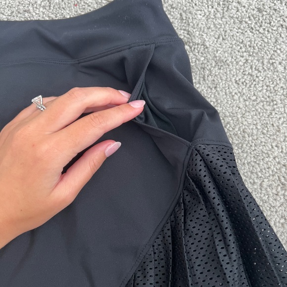 Under Armour Tennis Skirt - Picture 5 of 6